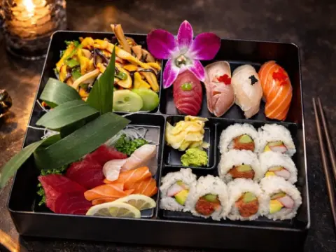 Champa Thai & Sushi